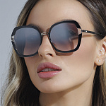 ADRIANA P01